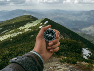 compass mountains crop adjust